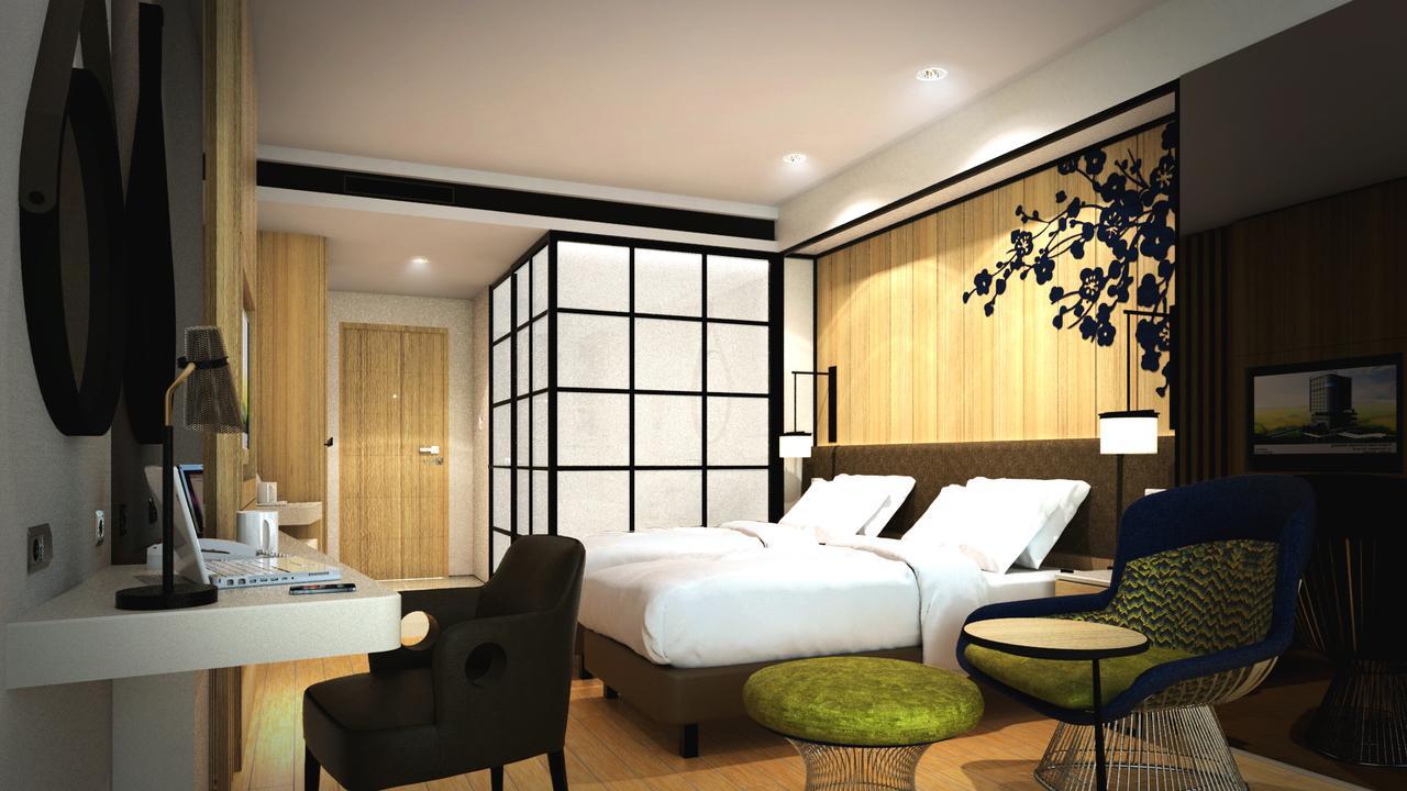 Novotel Karawang Exterior foto